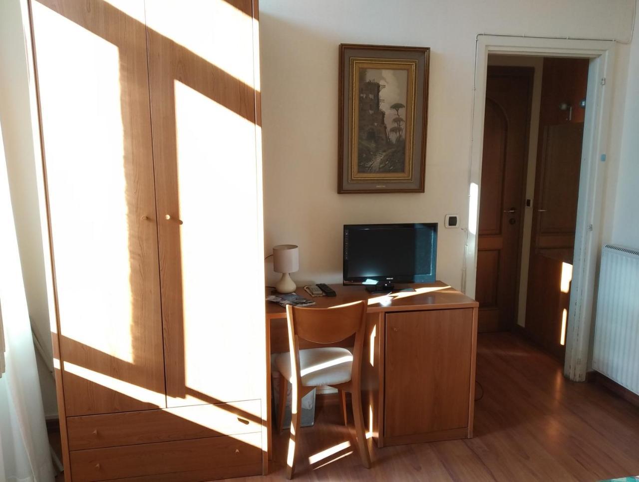 Hotel Lucciola Bordighera Eksteriør billede
