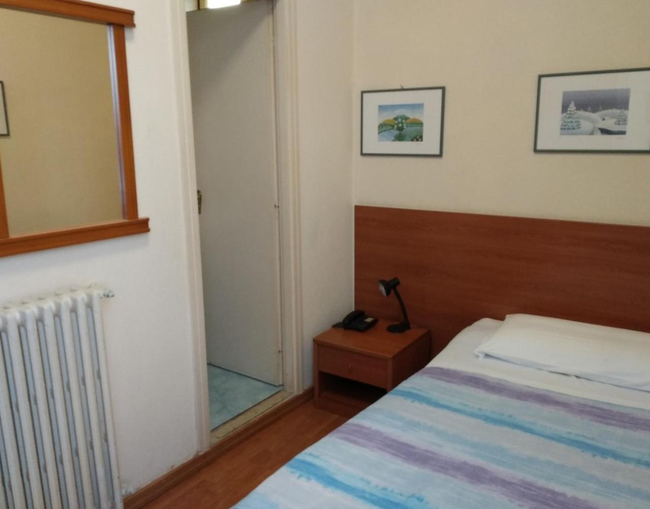 Hotel Lucciola Bordighera Eksteriør billede