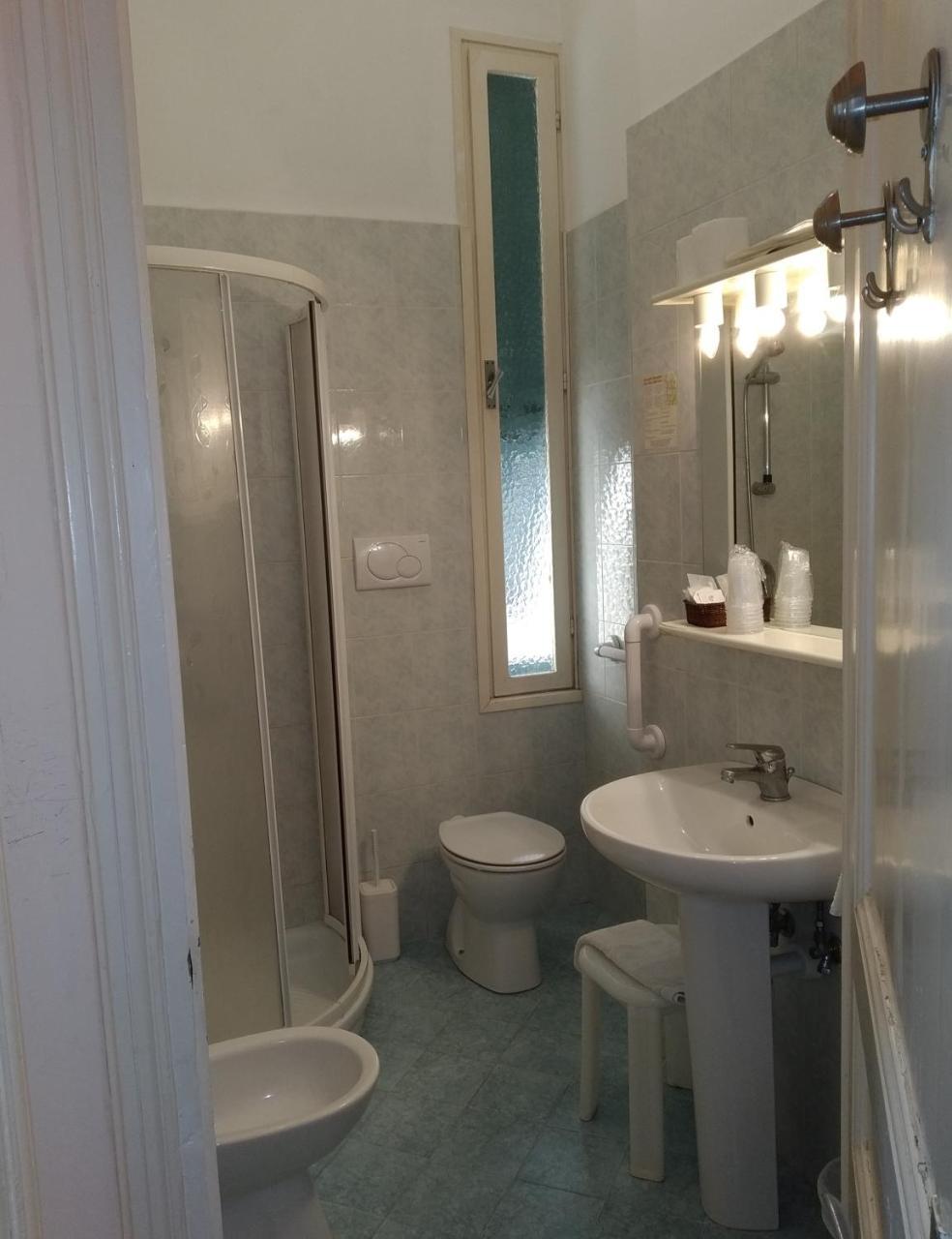 Hotel Lucciola Bordighera Eksteriør billede