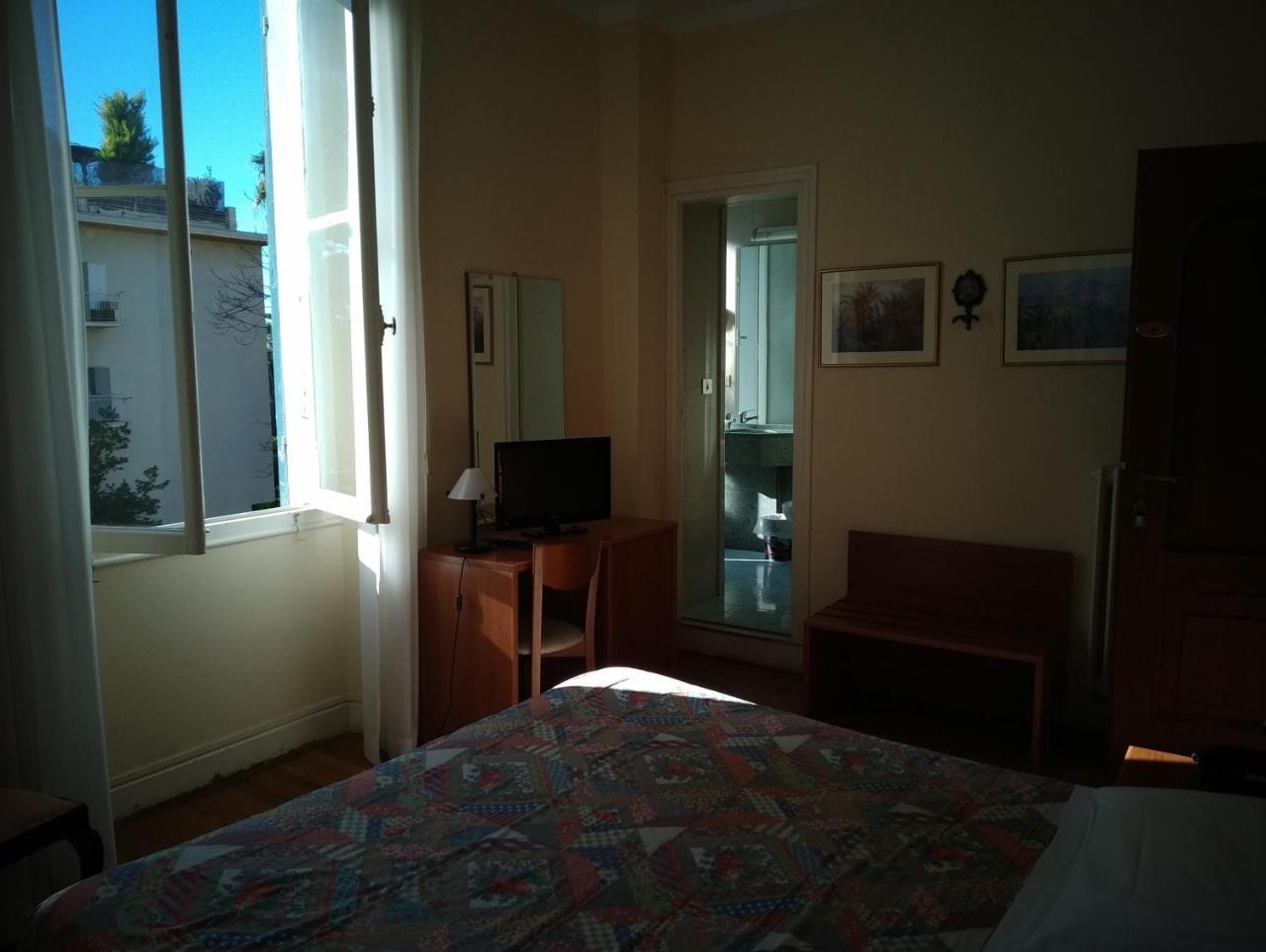 Hotel Lucciola Bordighera Eksteriør billede
