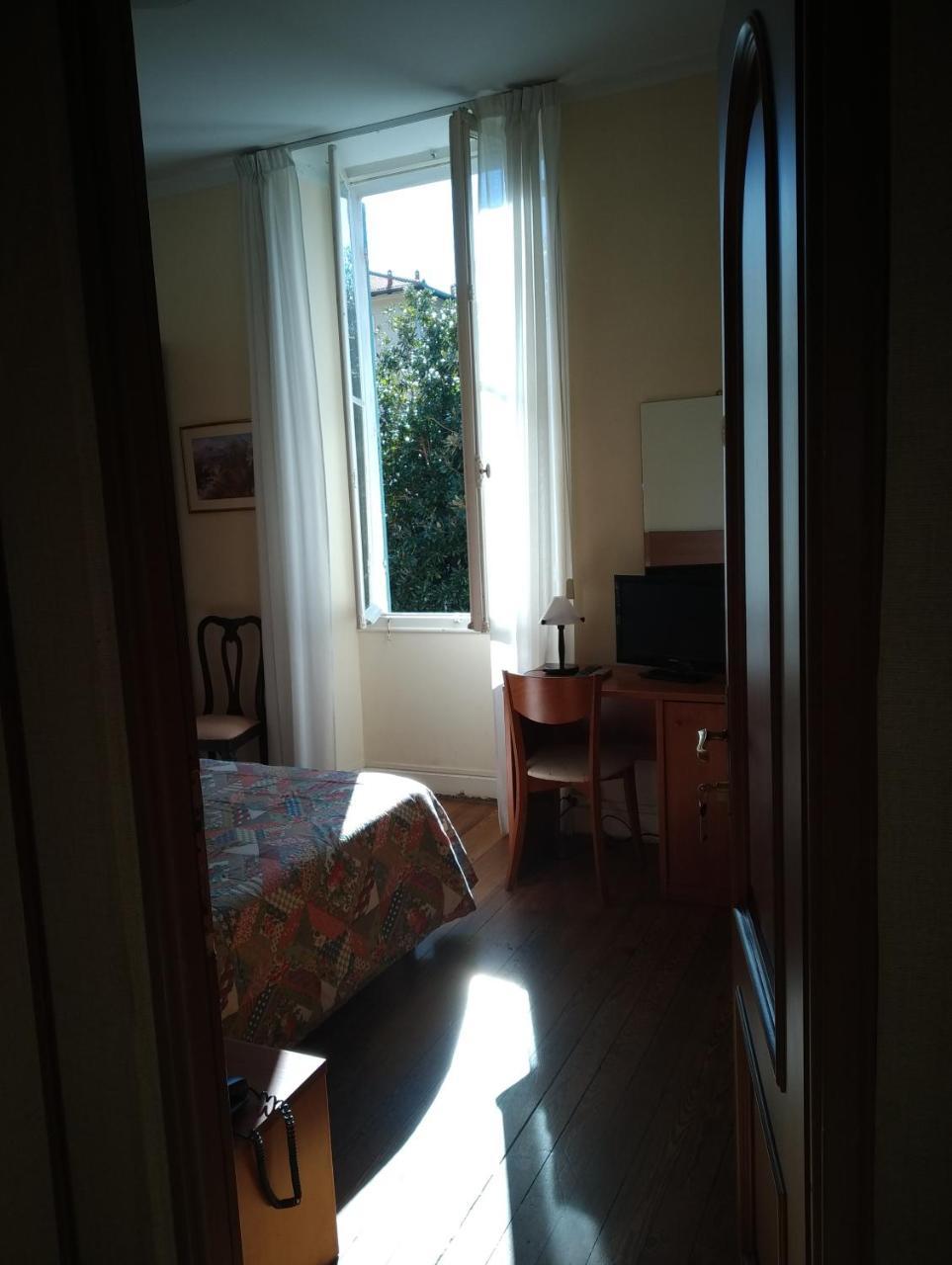 Hotel Lucciola Bordighera Eksteriør billede